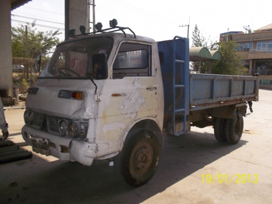 ขาย6ล้อดั้ม เครื่อง88แรงม้า  คัชซีสวย