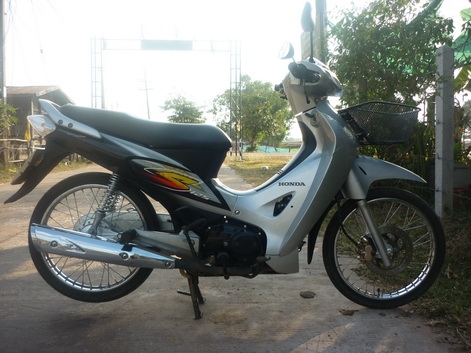 ขาย เวฟ 125 s กุญแจนิรภัย  สตาทมือ ขาย 18500 บาท