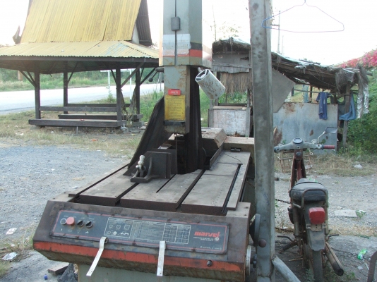 ขายมิลลิ่งสามแกนกึ่งออโต้และเครื่องตัดสองอย่าง 180,000