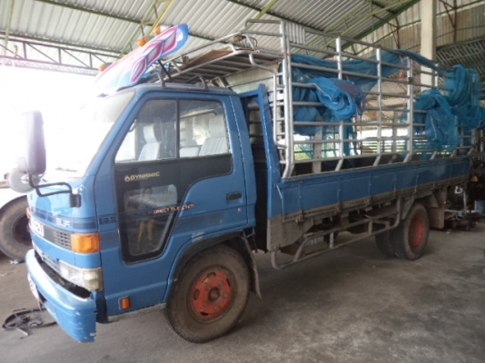 ขายรถ6ล้ออีซูซุ เครื่อง115แรง พวงมาลัยเพาเวอร์ สภาพดี ขายรถ6ล้ออีซูซุ เครื่อง115แรง พวงมาลัยเพาเวอร์ สภาพดี