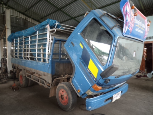 ขายรถ6ล้ออีซูซุ เครื่อง115แรง พวงมาลัยเพาเวอร์ สภาพดี ขายรถ6ล้ออีซูซุ เครื่อง115แรง พวงมาลัยเพาเวอร์ สภาพดี