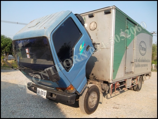 ขายด่วน รถบรรทุก 6 ล้อ ISUZU NQR 130 แรง(รถห้าง) ตู้แห้ง 3 บานยาว 5.5M สภาพสวยมาก พร้อมใช้ ราคาสุดคุ้ม ขายด่วน รถบรรทุก 6 ล้อ ISUZU NQR 130 แรง(รถห้าง) ตู้แห้ง 3 บานยาว 5.5M สภาพสวยมาก พร้อมใช้ ราคาสุดคุ้ม