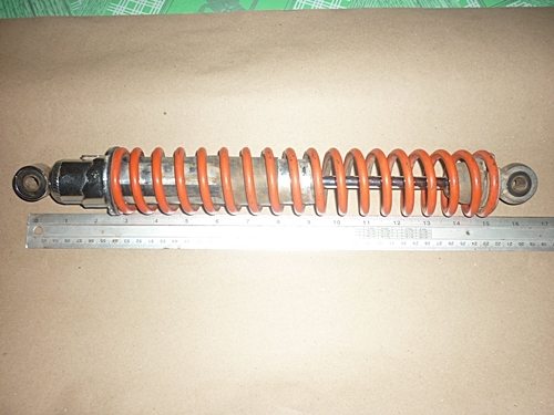 โช็คหลังทางฝุ่น