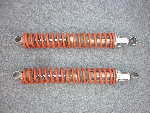 โช็คหลังทางฝุ่น