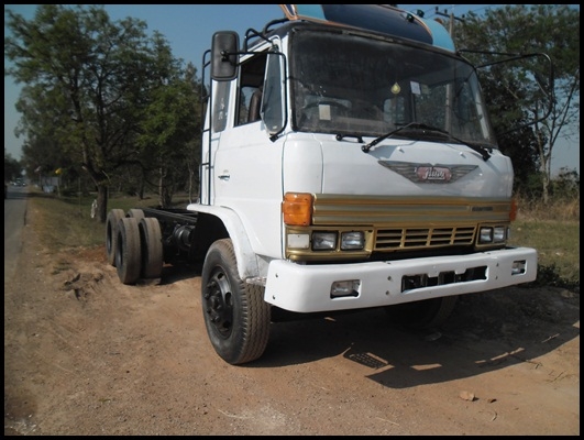 สิบล้อฮีโน่ F17  เพลาเดียว สภาพสวยๆ