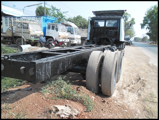 สิบล้อฮีโน่ F17  เพลาเดียว สภาพสวยๆ