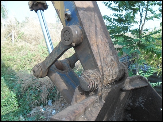 แมคโคร PC 200 รุ่น 2 สภาพสวยๆ ราคาจิ๊บๆ