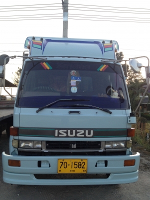 ขาย 6 ล้อ ISUZU ROCKY 175 อินเตอร์เทอร์โบ