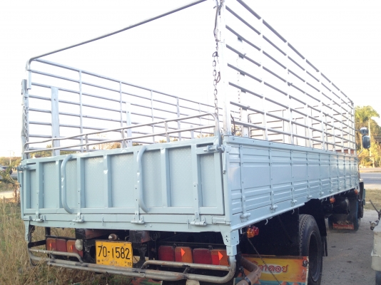 ขาย 6 ล้อ ISUZU ROCKY 175 อินเตอร์เทอร์โบ