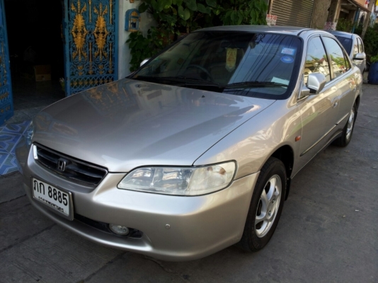ขาย HONDA ACCORDปี2000เครื่อง2.3วีเทคตัวtopติดแก็ส