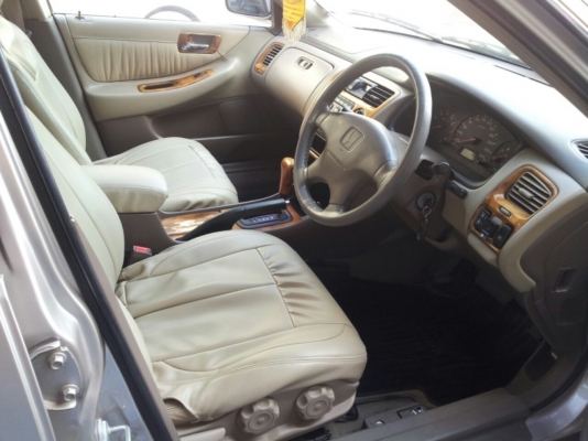 ขาย HONDA ACCORDปี2000เครื่อง2.3วีเทคตัวtopติดแก็ส