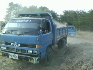 ขาย  6  ล้อ ดั๊ม  ISUZU  NPR  115 HP
