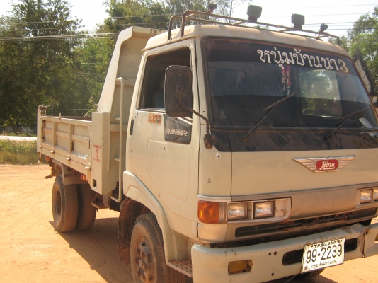 ขายรถ 6 ล้อ HINO ดรั๊ม