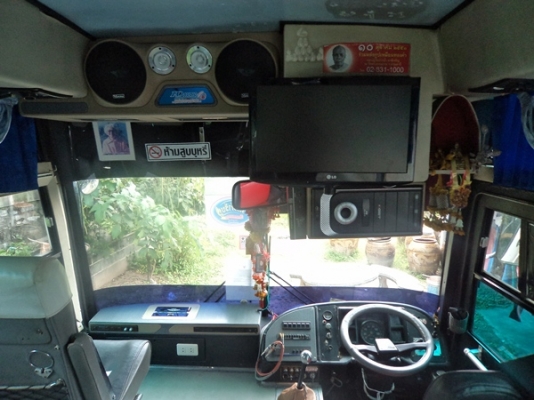 ขายรถบัส 30 ที่นั่ง แอร์เย็น เครื่อง 6 สูบ