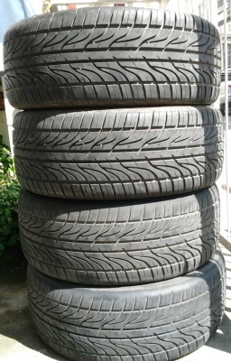 ขายยาง 18 นิ้ว Hankook size 45/225/18 สวยๆ 1 ชุด ราคา 4,500