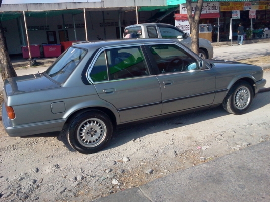 ขาย   BMW 316i ปี88  E30 รถสวย ลดราคา!!!!!  ขายได้ขายเลยคับ