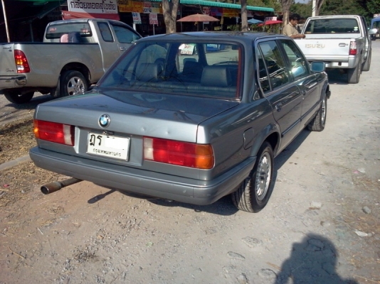 ขาย   BMW 316i ปี88  E30 รถสวย ลดราคา!!!!!  ขายได้ขายเลยคับ
