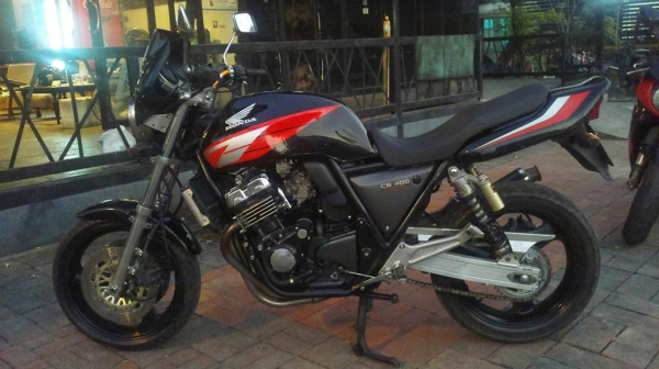 ขายCB400 Y'93 ทะเบียนโอนนอก ปรับราคา 85,000.- ต่อรองมาครับ อยากขายครับ รูป+คลิปครับ