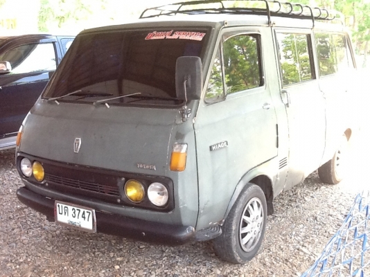 ขายด่วนขายจริง โตโยต้า HIACE  รุ่นแรก rh11. สนใจโทร 0822999887 เอก สุ๑๐๐๐