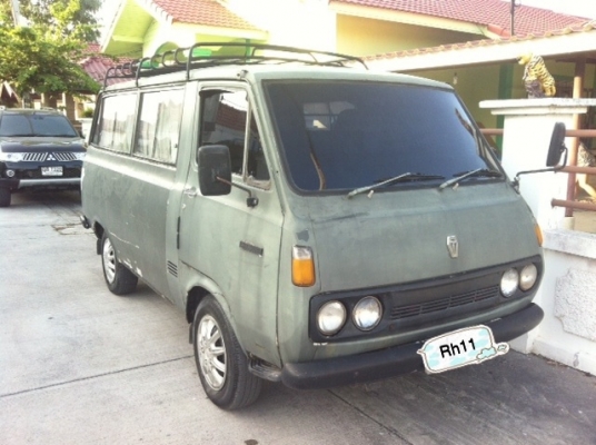 ขายด่วนขายจริง โตโยต้า HIACE  รุ่นแรก rh11. สนใจโทร 0822999887 เอก สุ๑๐๐๐