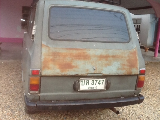 ขายด่วนขายจริง โตโยต้า HIACE  รุ่นแรก rh11. สนใจโทร 0822999887 เอก สุ๑๐๐๐