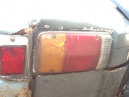 ขายด่วนขายจริง โตโยต้า HIACE  รุ่นแรก rh11. สนใจโทร 0822999887 เอก สุ๑๐๐๐