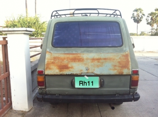 ขายด่วนขายจริง โตโยต้า HIACE  รุ่นแรก rh11. สนใจโทร 0822999887 เอก สุ๑๐๐๐