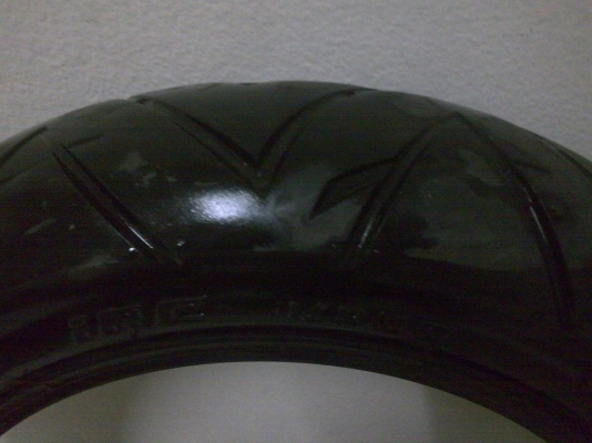 ขายยางKSR มือสอง IRC 100/90-12 สภาพ95\%  ราคา 500บ โทร 0883745640