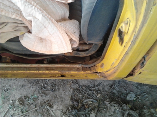 ***ขายแล้วครับขอบคุณ Truck2hand ขาย กระบะตอนเดียว **ช้างเหยียบ 4 ขอ ไฟตั้ง หน้าแว่น "ทวด"NAVARA!!  กระบะคลาสสิค วางเครื่อง ISUZU 2000 ดีเซล แห้ง (ลงเล่ม)คัสซีดี หัวเก๋งไม่ผุ ไม่มีแบต กระบะผุบ้าง กระจกมือหมุนใช้ได้ปกติ ขายตามสภาพ พร้อมต้อนรับนักป