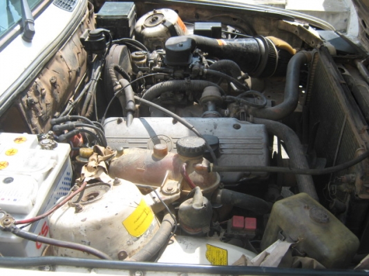 ขายbmw e30 4d ติคlpgยังไม่ลงเล่มราคา42,000บ.