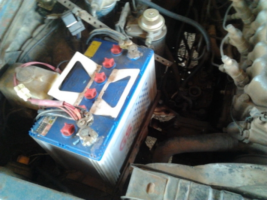 ขาย กระบะตอนเดียว KB2200 เครื่องดีเซล ติดง่าย หลวมนิดๆ คัสซีไม่สวย สีไม่ดี บอดี้ผุเยอะ มีเล่ม ขาด 54 เหมาะตัดทำอะไหล่ หรือ ทำอีแต๋น ขายตามสภาพ ราคาต่อรองได้ครับ