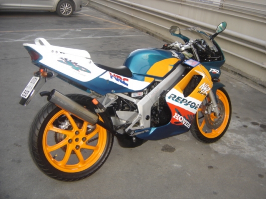 NSR 150SP PROARM ทำสีใหม่ทั้งคัน สวยมาก สีเขียวส้ม ลายเดิม..ๆ ลาย