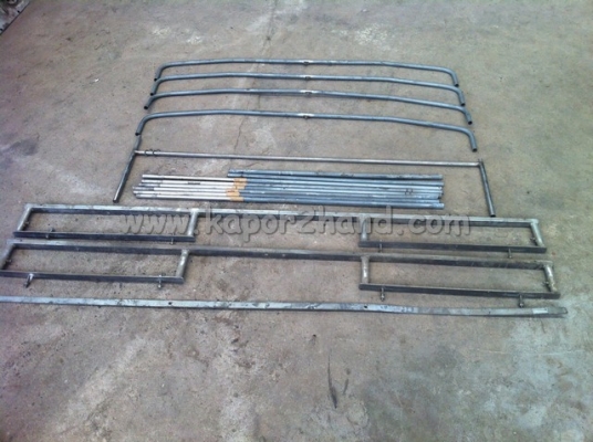 โครงหลังคา พร้อม คอก สำหรับ ซูซูกิ ราคา 2,500 บาท