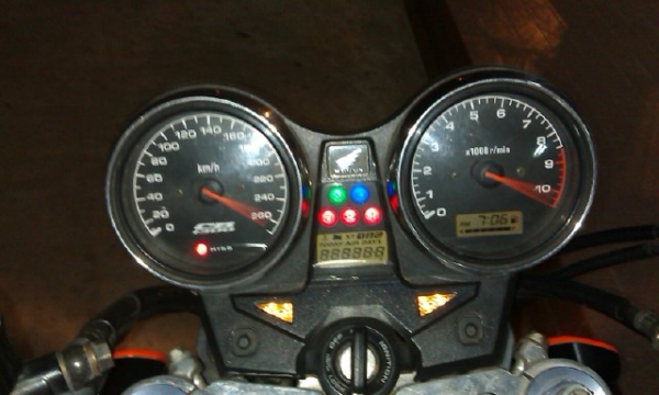 ขายCB1300 สีสวยครับ เปลี่ยนของเหลว ผ้าเบรกใหม่ ยางเหลือๆ ขี่สบาย ถูกด่วน เครื่องแห้งๆๆ มีกันล้ม วิ่ง 220 สบาย ชิวๆ สนใจ 0840031815 ตี๋ 24 ชั่วโมง คุยง่ายขายได้ขาย inv.แท้+สพมใแท้ กุญแจชิพ 195000 บาท ขายCB1300 สีสวยครับ เปลี่ยนของเหลว ผ้าเบรกใหม่ ยางเหลือๆ ขี่สบาย ถูกด่วน เครื่องแห้งๆๆ มีกันล้ม วิ่ง 220 สบาย ชิวๆ สนใจ 0840031815 ตี๋ 24 ชั่วโมง คุยง่ายขายได้ขาย inv.แท้+สพมใแท้ กุญแจชิพ 195000 บาท