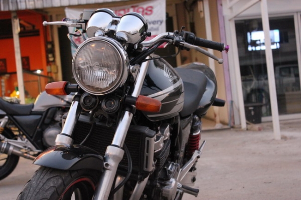 ขาย CB400 ปี93 อินวอยล์สรรพสามิต เครื่องดี ท่อแต่ง 69000 ขาย CB400 ปี93 อินวอยล์สรรพสามิต เครื่องดี ท่อแต่ง 69000