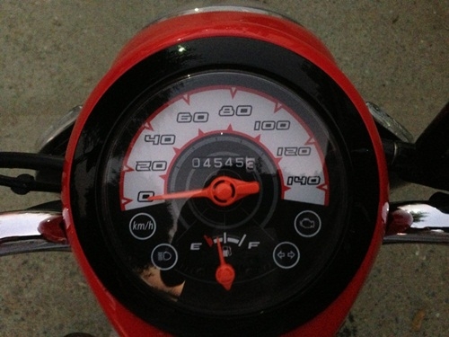 (ขายเเล้วส่งทางไปรษณีย์)scoopy-iสีเเดงดำ ปี2555 (ขายเเล้วส่งทางไปรษณีย์)scoopy-iสีเเดงดำ ปี2555