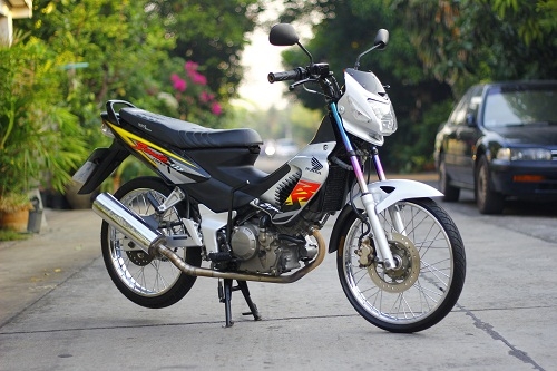 ขาย โซนิค ไมล์ขาว เดิมๆ สีเทา รถมือเดียว