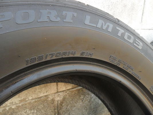ยาง DUNLOP 195/70R14 ปี09