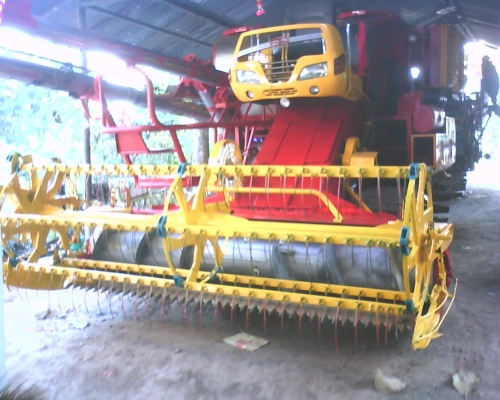 ขายรถเกี่ยวข้าวศักพัฒนา จังหวัด อุตรดิตถ์