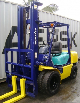 ขายด่วนFORKLIFT-KOMATSU:FD25-12งาฮิ้งฟอร์คเสา4เมตรล้อคู่ราคา390000บาท