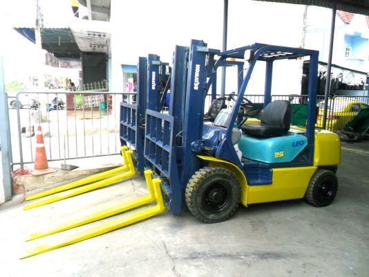 ขายด่วนFORKLIFT-KOMATSU:FD25-12งาฮิ้งฟอร์คเสา4เมตรล้อคู่ราคา390000บาท
