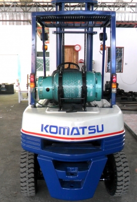 ขายด่วนFORKLIFT-2ตัน-KOMATSU:FG20-11เสาสูง4เมตรใช้ได้2ระบบรับประกัน3เดือน(ตจว.ก็รับประกัน)ต่อรองได้เต็มที่