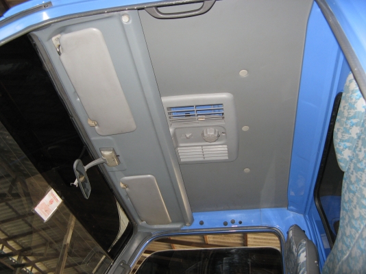 ขาย 6 ล้อดัมพ์ อีซูซุ NKR 130 แรง ปี 2002 สภาพสวย เครื่องแน่น คัสซีดี สนใจชมรถก่อนได้ครับ