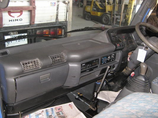 ขาย 6 ล้อดัมพ์ อีซูซุ NKR 130 แรง ปี 2002 สภาพสวย เครื่องแน่น คัสซีดี สนใจชมรถก่อนได้ครับ