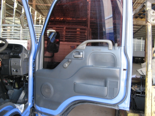 ขาย 6 ล้อดัมพ์ อีซูซุ NKR 130 แรง ปี 2002 สภาพสวย เครื่องแน่น คัสซีดี สนใจชมรถก่อนได้ครับ