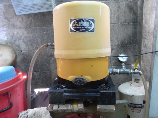 ขายปั้มน้ำ Mitsubishi 150W สภาพสวยพร้อมใช้ รับประกันคุณภาพ ดูประวัติการขายผมได้ครับ