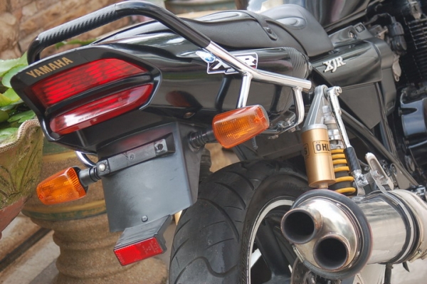 XJR400 ปี2000 Black Edition บวกงานเคฟล่า ท่อสูตร สวยๆๆ