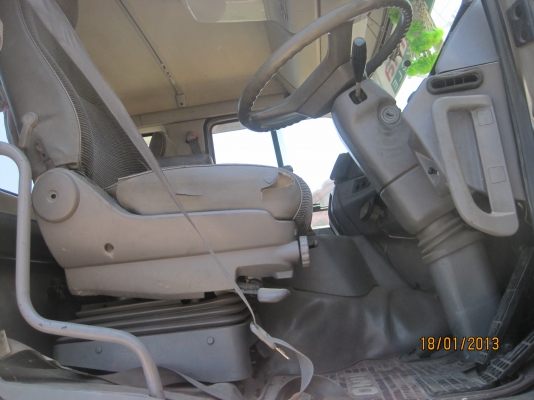 ขายรถบรรทุกหัวลาก HINO โปรเฟีย เครื่องP11C เกียร์K13 เฟืองเร็ว ช่วงล่างของ8สูบ เบรคแห้ง พร้อมหางคอก 10.5เมตร เบรคลม ของสามมิตร ปี52 พร้อมใช้งาน พร้อมโอนครับ