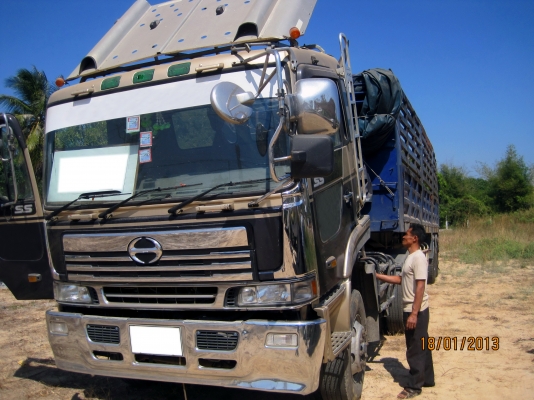 ขายรถบรรทุกหัวลาก HINO โปรเฟีย เครื่องP11C เกียร์K13 เฟืองเร็ว ช่วงล่างของ8สูบ เบรคแห้ง พร้อมหางคอก 10.5เมตร เบรคลม ของสามมิตร ปี52 พร้อมใช้งาน พร้อมโอนครับ