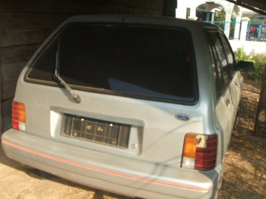 ขายเก๋ง ford รถบ้าน สภาพสวยราคากันเอง เอกสารพร้อมโอนทั่วประเทศ ขายเก๋ง ford รถบ้าน สภาพสวยราคากันเอง เอกสารพร้อมโอนทั่วประเทศ